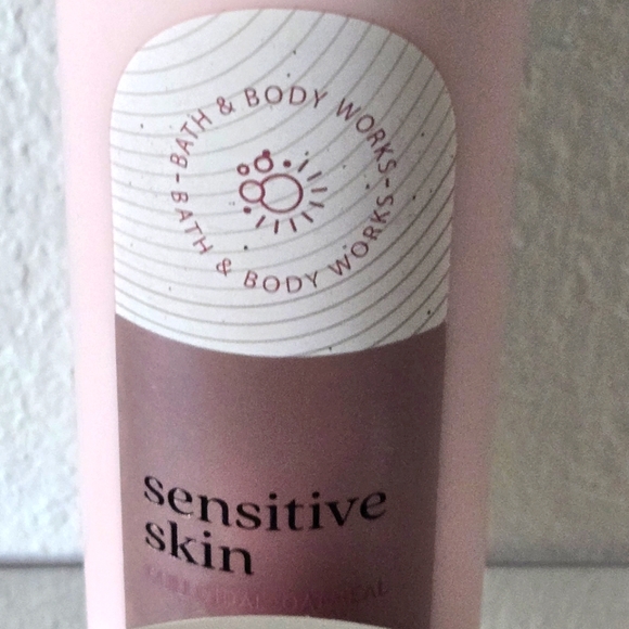 Sensitive skin Colloidal Oatmeal Bath & Body Lotion + Body butter - Picture 2 of 8